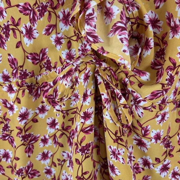 Express Rocky Barnes Romper Women's Small Yellow Purple Floral Vneck Long Sleeve - Picture 4 of 8